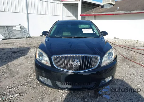 2017 Buick Verano Sport Touring z USA, uszkodzony, nr VIN 1G4PR5SK2H4104991